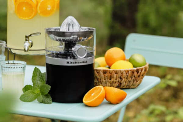 Bezprzewodowy wyciskacz do cytrusów KitchenAid seria KitchenAid Go (bez akumulatora) 5KCJR160BM